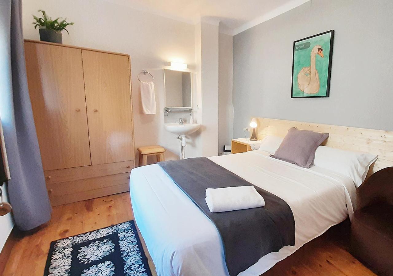 Hostal Fonda Prat Пучсерда Экстерьер фото